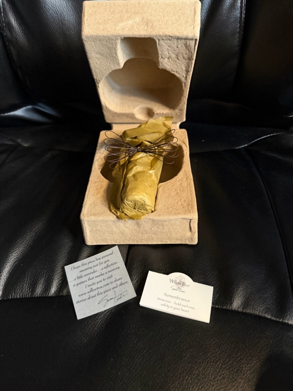 Willow Tree Remembrance Angel Figurine Light Skin 5.5” – New in Box Gift - Picture 3 of 8